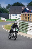 Vintage-motorcycle-club;eventdigitalimages;mallory-park;mallory-park-trackday-photographs;no-limits-trackdays;peter-wileman-photography;trackday-digital-images;trackday-photos;vmcc-festival-1000-bikes-photographs